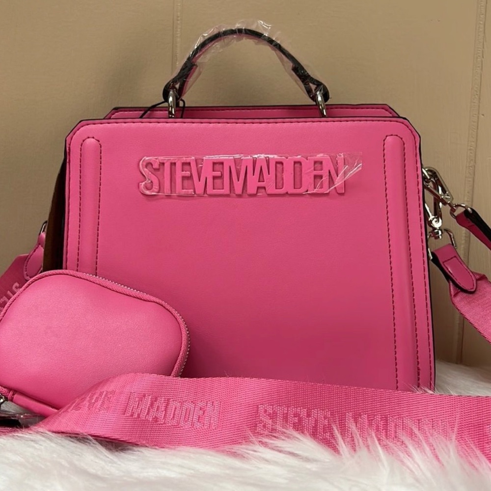 NEW STEVE MADDEN BEVELYN SATCHEL CROSSBODY BAG w/AIR POD CASE FUSCHIA - Picture 1 of 4